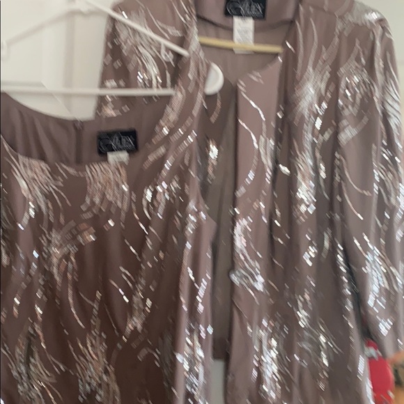 Mother of bride dress size 16 w. - Picture 3 of 7